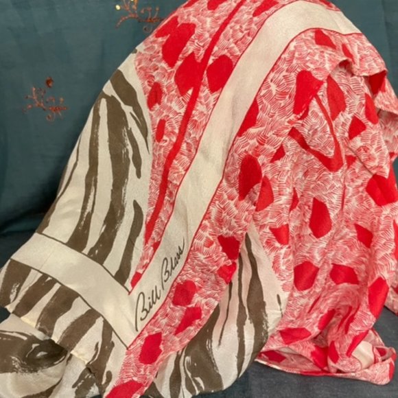 EUC Vintage 70s 80s Bill Blass Silk Scarf Red Brown combo Beautiful 28 x 28 silk - Picture 6 of 9